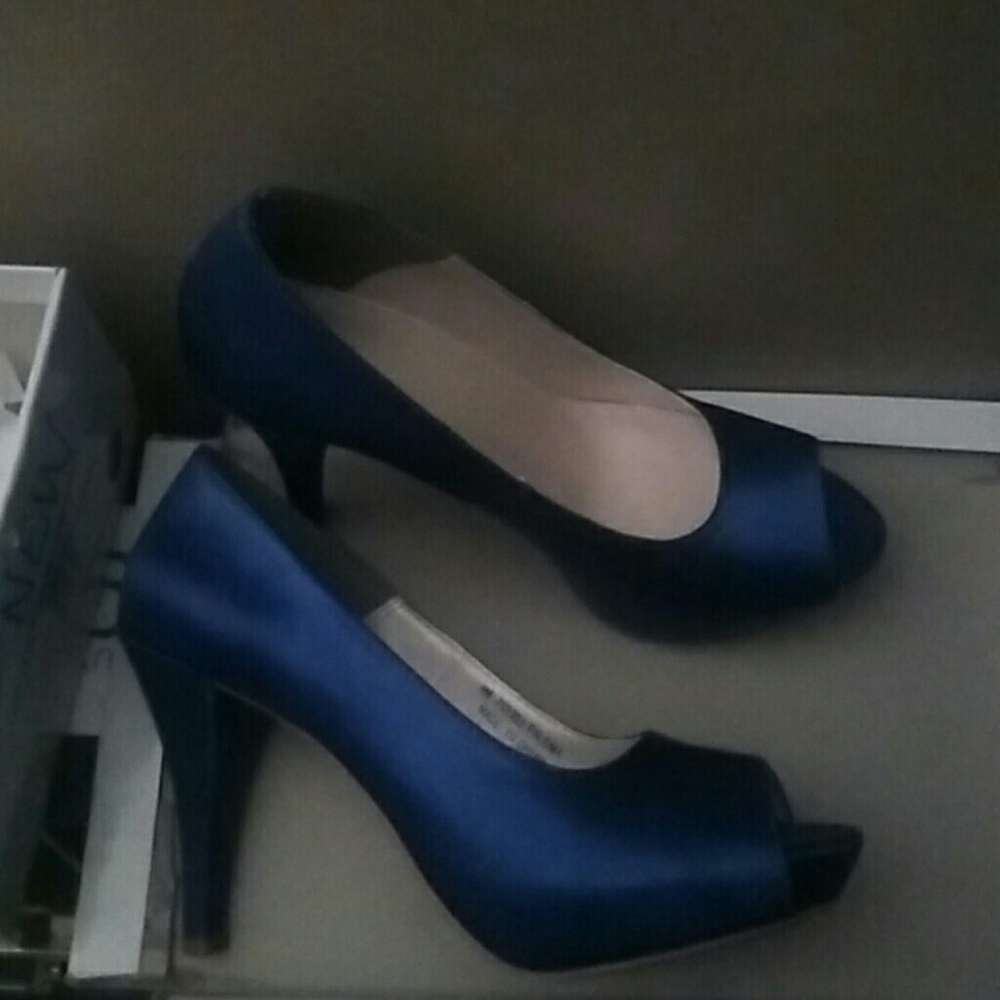 Royal blue hills